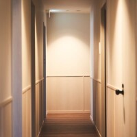 Corridor connecting each bedroom
