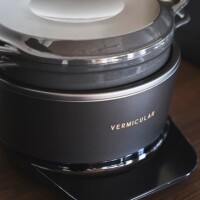 Vermicular rice cooker