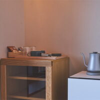 We have a tea set available.